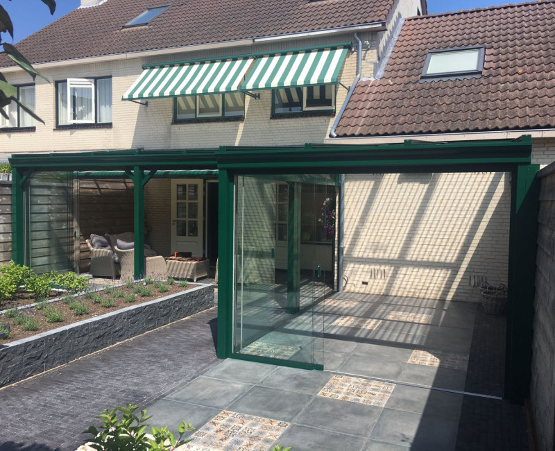 Overkapping met schuifdak