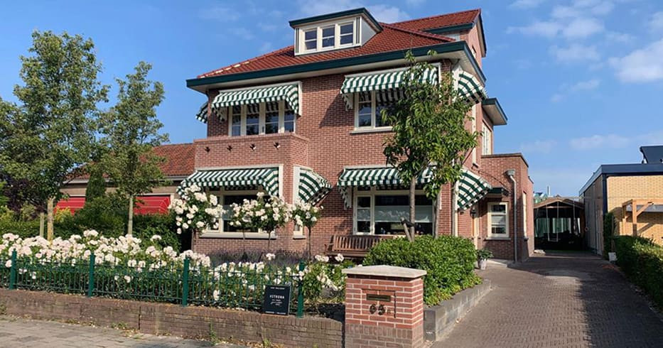 Markiezen en serrezonwering voor familie Jongerius